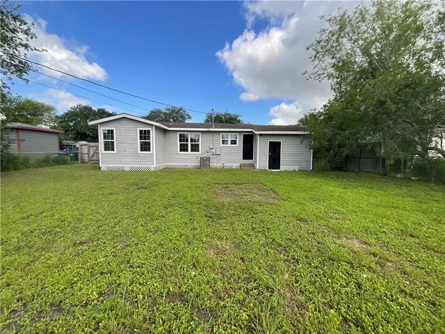 4940 Mokry Dr, Corpus Christi, TX 78415