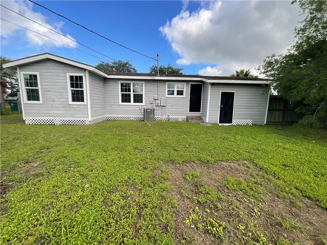 4940 Mokry Dr, Corpus Christi, TX 78415