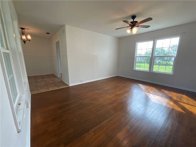 4940 Mokry Dr, Corpus Christi, TX 78415