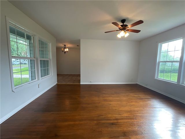 4940 Mokry Dr, Corpus Christi, TX 78415