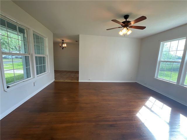 4940 Mokry Dr, Corpus Christi, TX 78415