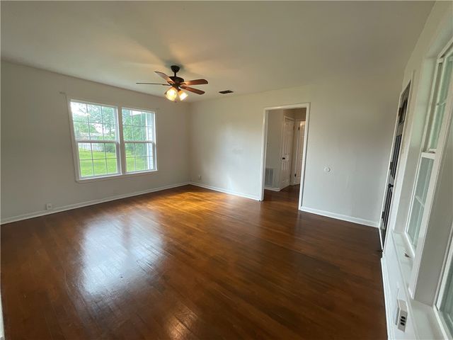 4940 Mokry Dr, Corpus Christi, TX 78415