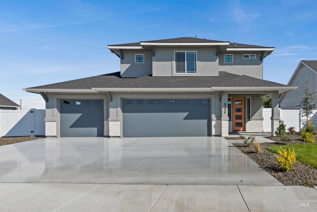 388 Hidden Mill Ct, Middleton, ID 83644