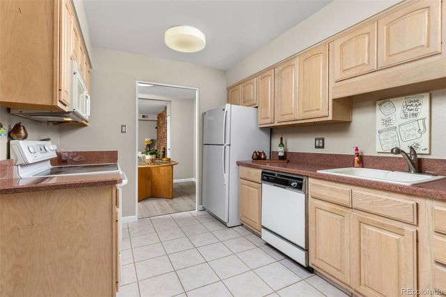 3534 S Ivanhoe Street, Denver, CO 80237