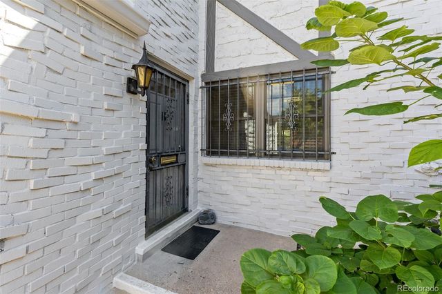 3534 S Ivanhoe Street, Denver, CO 80237