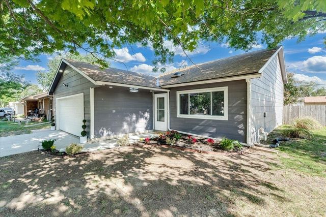 2902 W Maxwell, Wichita, KS 67217