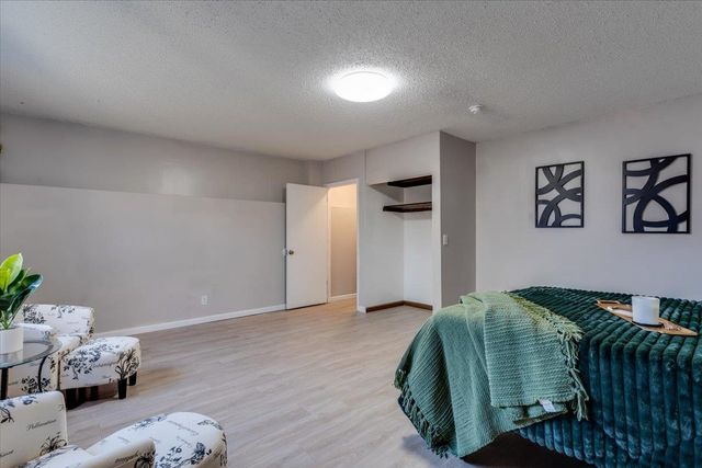 2902 W Maxwell, Wichita, KS 67217
