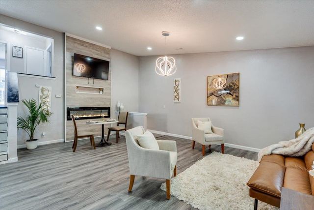 2902 W Maxwell, Wichita, KS 67217
