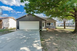 2902 W Maxwell, Wichita, KS 67217