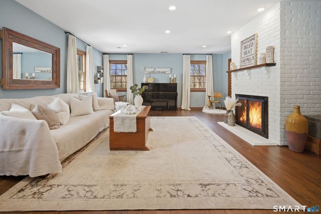 126 Rolling Hills Drive, Fairfield, CT 06824