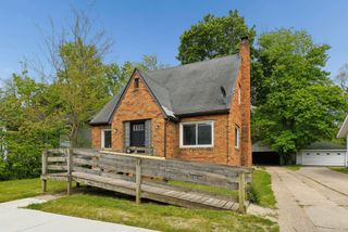 1017 Mcallister Avenue, Benton Harbor City, MI 49022
