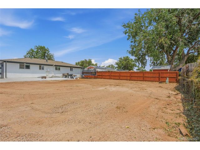 12962 Olmsted Pl, Denver, CO 80239