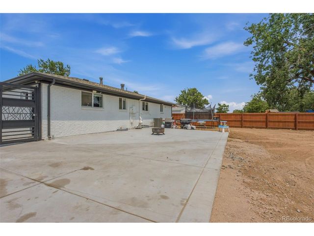 12962 Olmsted Pl, Denver, CO 80239