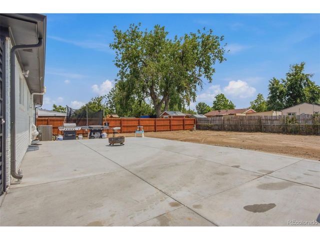 12962 Olmsted Pl, Denver, CO 80239