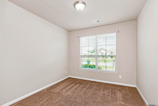 10734 Dodger Dr, Denham Springs, LA 70726