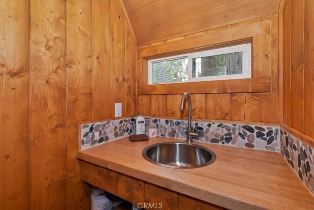 295 Sunset, Lake Arrowhead, CA 92352