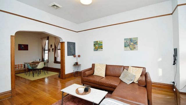 2524 W Palmer Street 2, Chicago, IL 60647