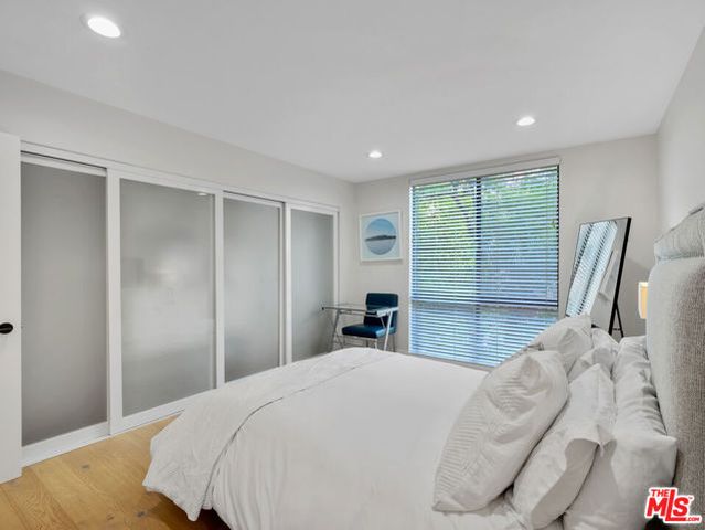 1134 Alta Loma Road 203, West Hollywood, CA 90069