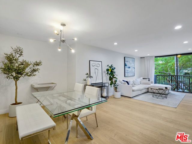 1134 Alta Loma Road 203, West Hollywood, CA 90069