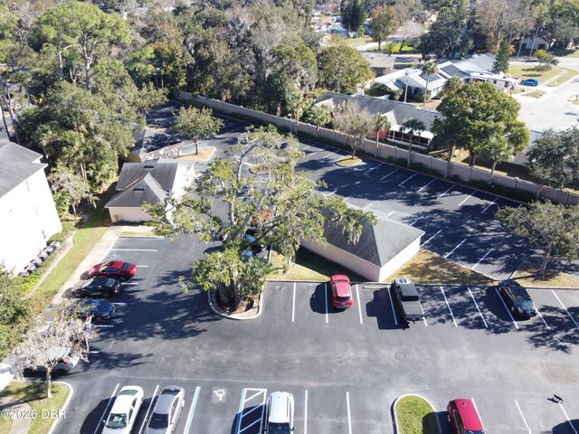 940 Village Trl Unit 4-202, Port Orange, FL 32127