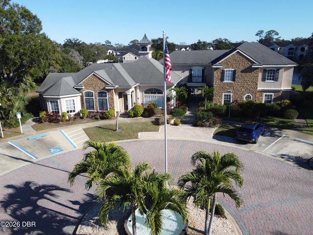 940 Village Trl Unit 4-202, Port Orange, FL 32127
