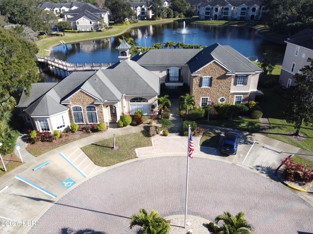 940 Village Trl Unit 4-202, Port Orange, FL 32127