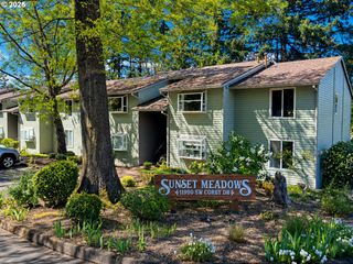 11990 Sw CORBY Dr 2, Portland, OR 97225