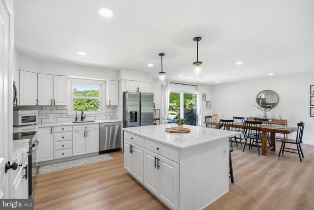 6410 CANDLEWICKE CT, Sykesville, MD 21784