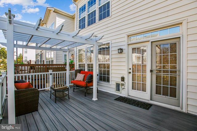 16368 GANGPLANK LN, Woodbridge, VA 22191