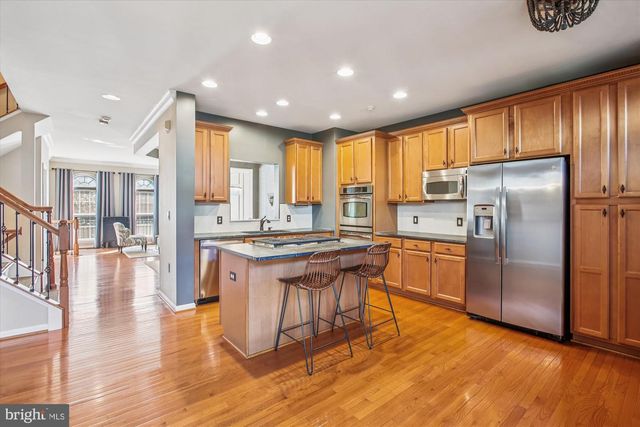 16368 GANGPLANK LN, Woodbridge, VA 22191