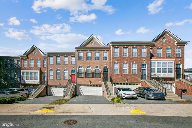 16368 GANGPLANK LN, Woodbridge, VA 22191