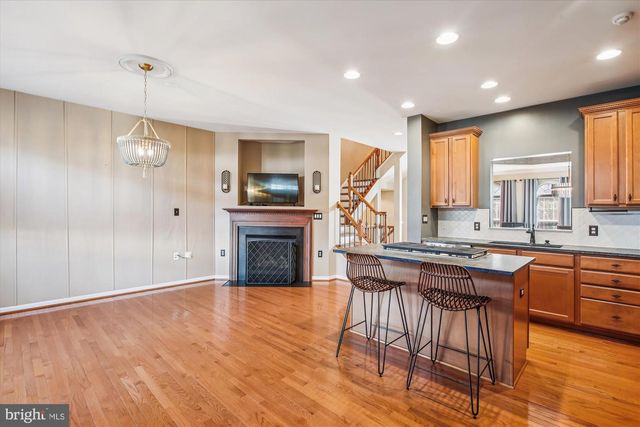 16368 GANGPLANK LN, Woodbridge, VA 22191