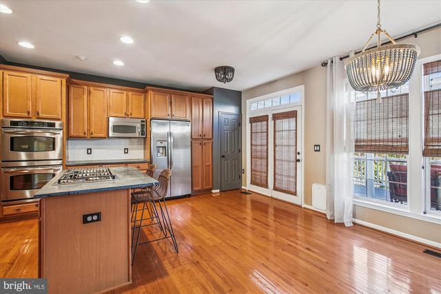 16368 GANGPLANK LN, Woodbridge, VA 22191