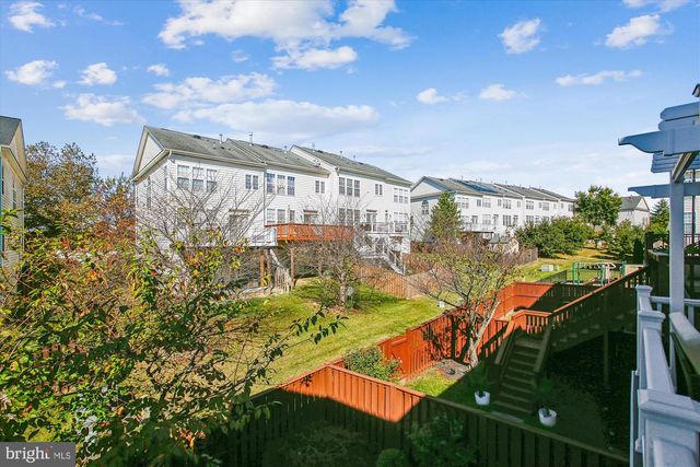 16368 GANGPLANK LN, Woodbridge, VA 22191