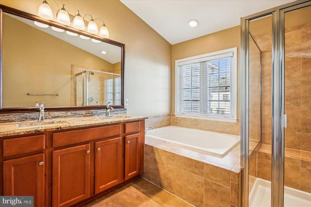 16368 GANGPLANK LN, Woodbridge, VA 22191