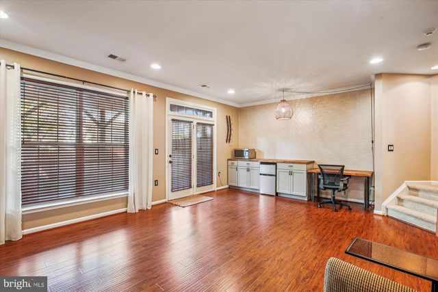 16368 GANGPLANK LN, Woodbridge, VA 22191