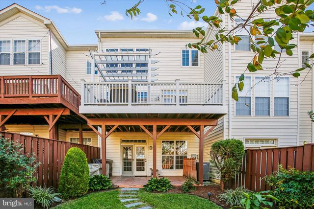 16368 GANGPLANK LN, Woodbridge, VA 22191