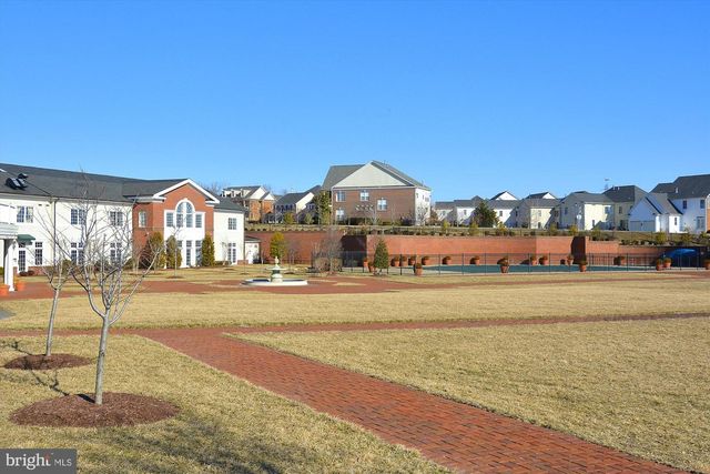 16368 GANGPLANK LN, Woodbridge, VA 22191