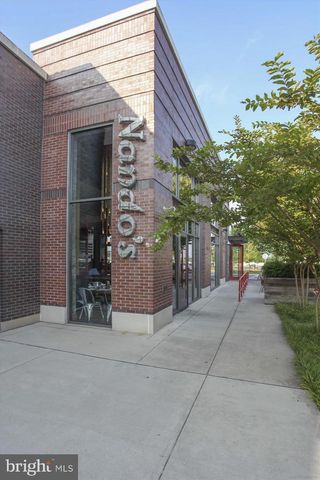 16368 GANGPLANK LN, Woodbridge, VA 22191