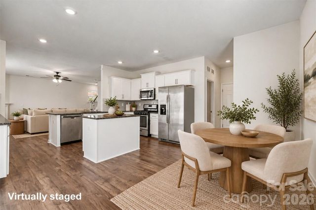 10631 Bradstreet Commons Way, Charlotte, NC 28215