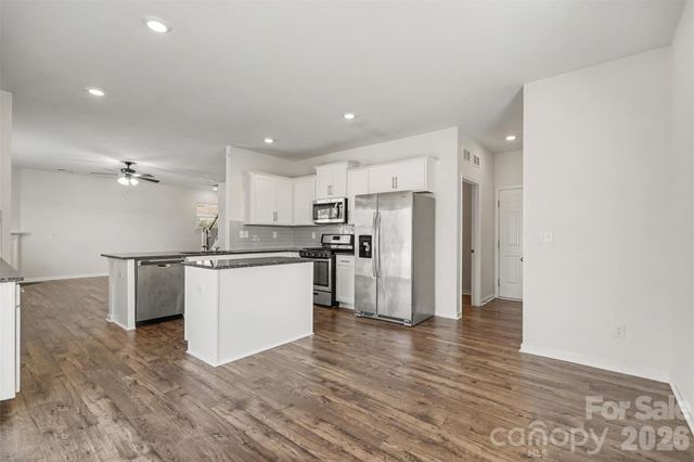 10631 Bradstreet Commons Way, Charlotte, NC 28215