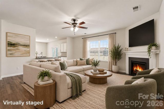 10631 Bradstreet Commons Way, Charlotte, NC 28215