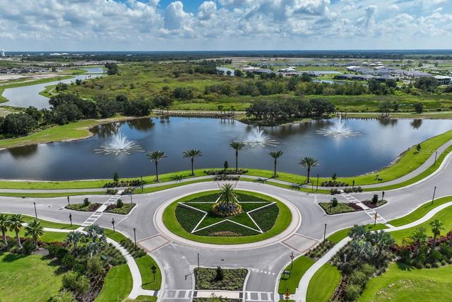 17668 CRESCENT MOON LOOP, Bradenton, FL 34211