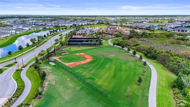 17668 CRESCENT MOON LOOP, Bradenton, FL 34211