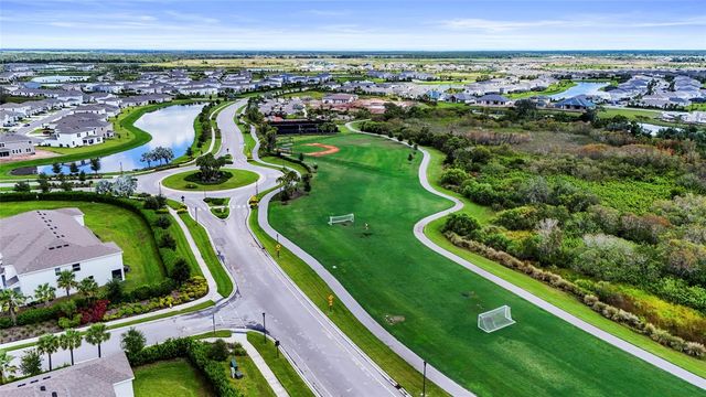 17668 CRESCENT MOON LOOP, Bradenton, FL 34211
