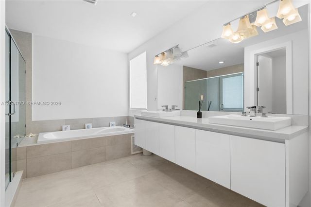 9830 NW 74th Terrace, Doral, FL 33178