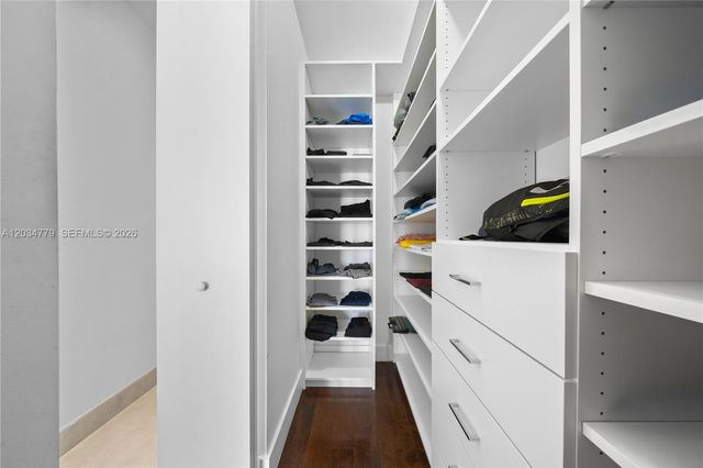9830 NW 74th Terrace, Doral, FL 33178