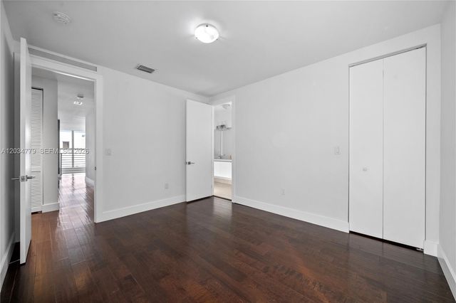 9830 NW 74th Terrace, Doral, FL 33178