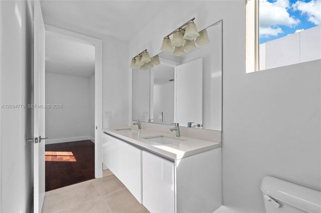9830 NW 74th Terrace, Doral, FL 33178