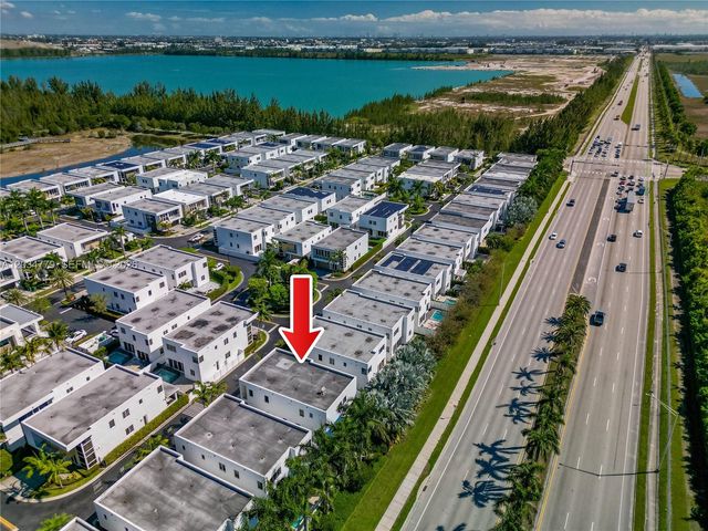 9830 NW 74th Terrace, Doral, FL 33178